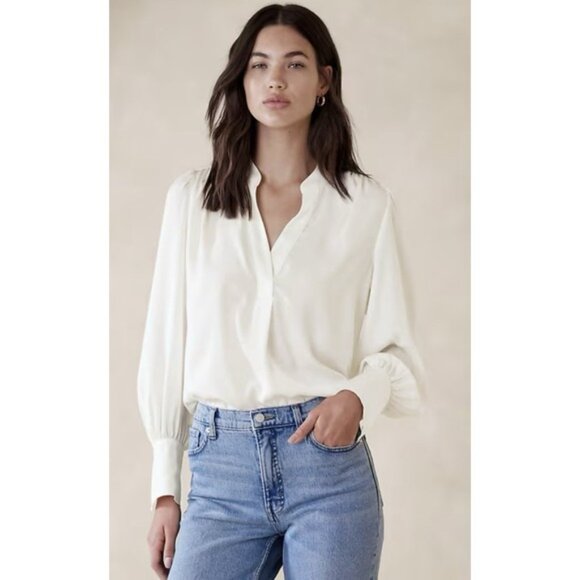 Banana Republic Volume Sleeve Satin Split Neck Blouse Size Large Afternoon Latte - Picture 10 of 11